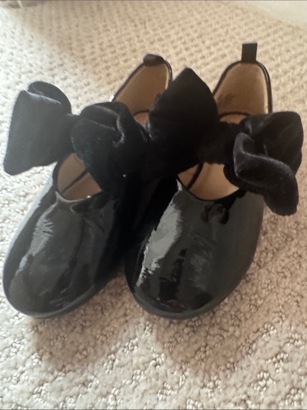 H&M Black Patent velvet  Bow Kids Shoes